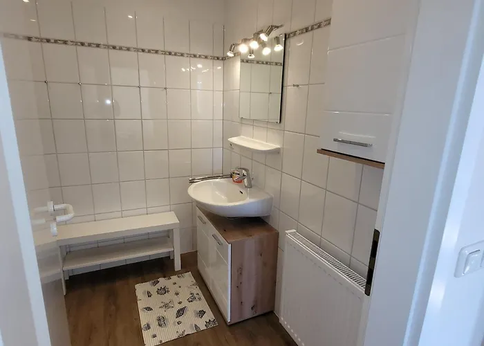 公寓 Am Pool Und 11